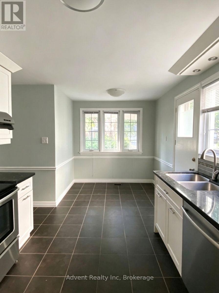 73 Overbank Crescent, Toronto, ON, M3A 1W1 - 9