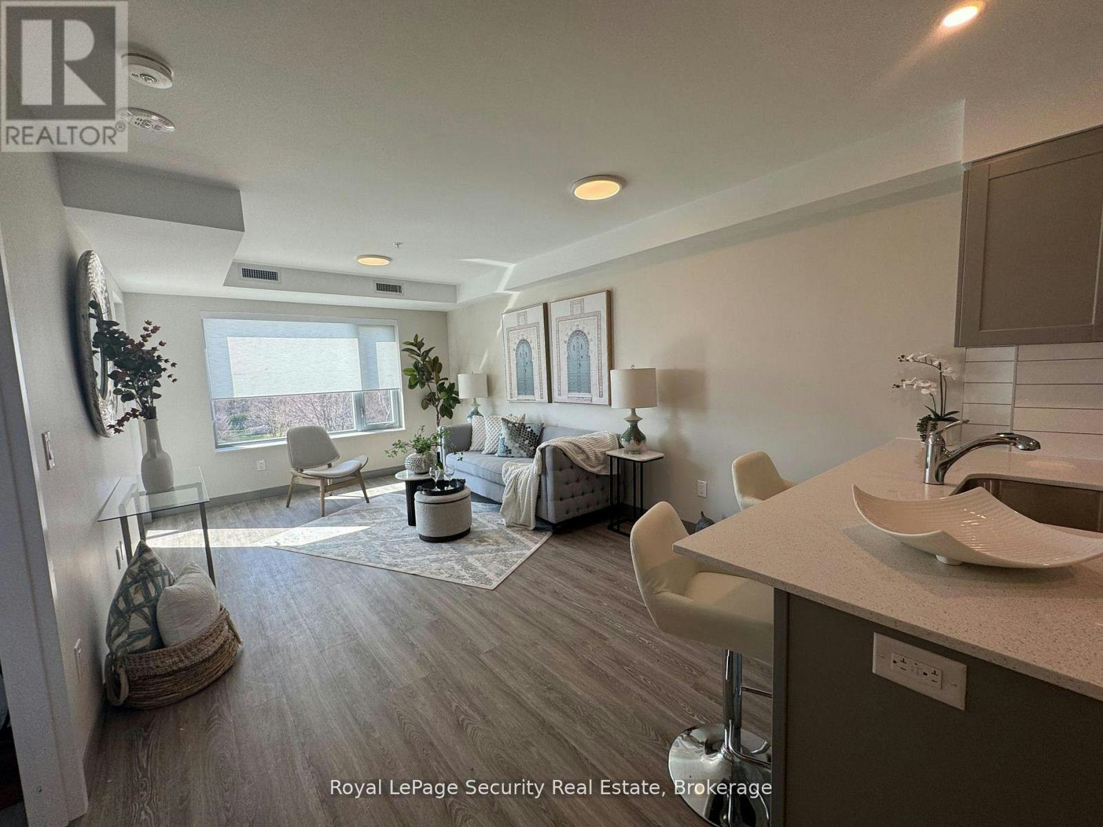 306-1015 Innisfil Beach Road, Innisfil, ON, L9S 1T3 - 12