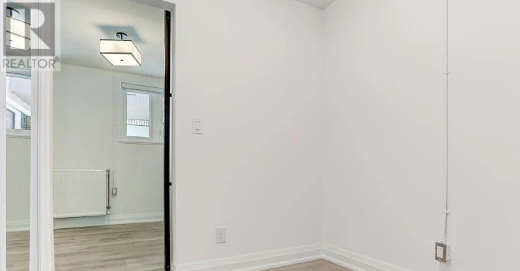 23-2520 Bloor Street W, Toronto, ON, M6S 1R8 - 15