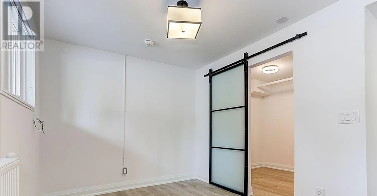 23-2520 Bloor Street W, Toronto, ON, M6S 1R8 - 4