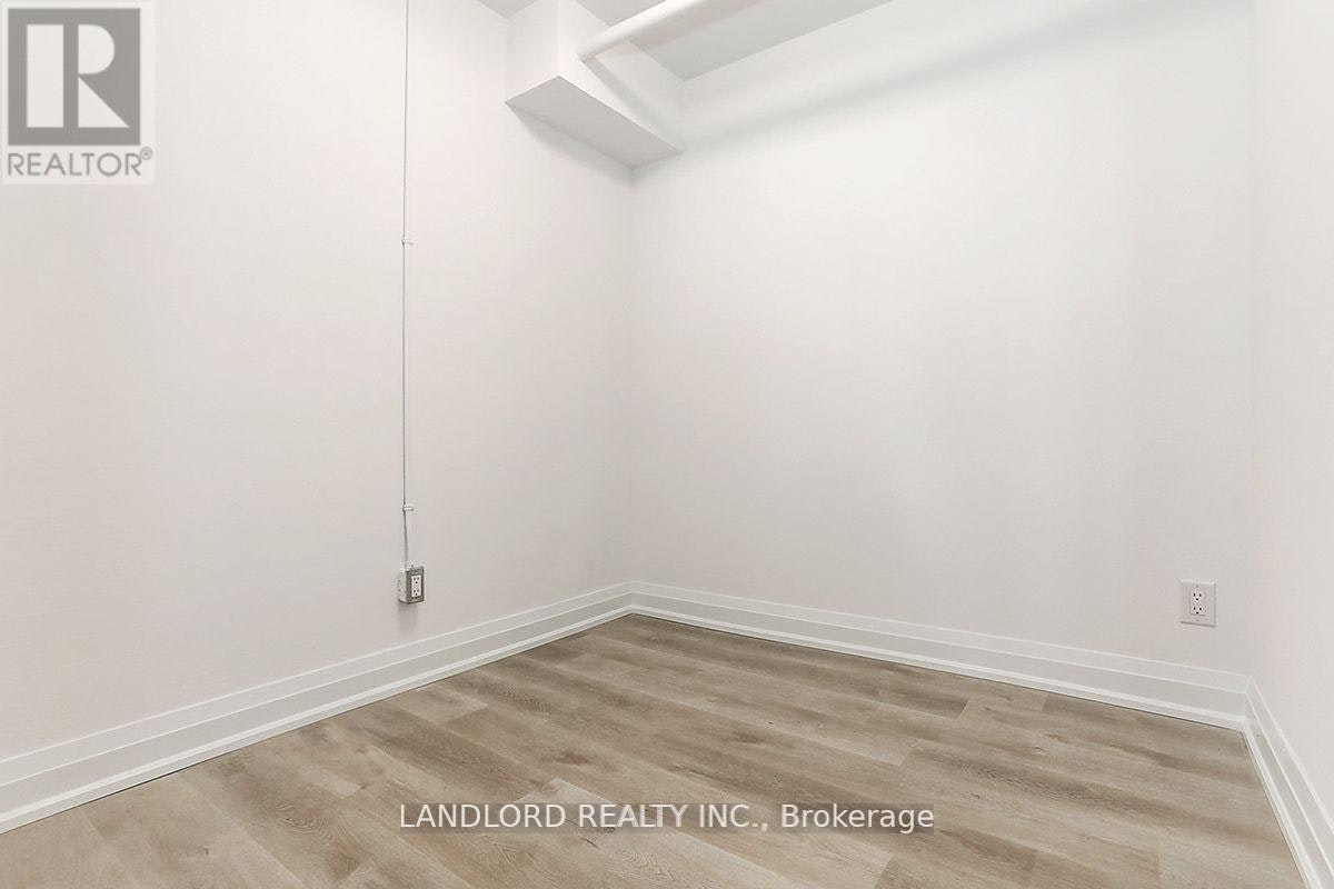 23-2520 Bloor Street W, Toronto, ON, M6S 1R8 - 12
