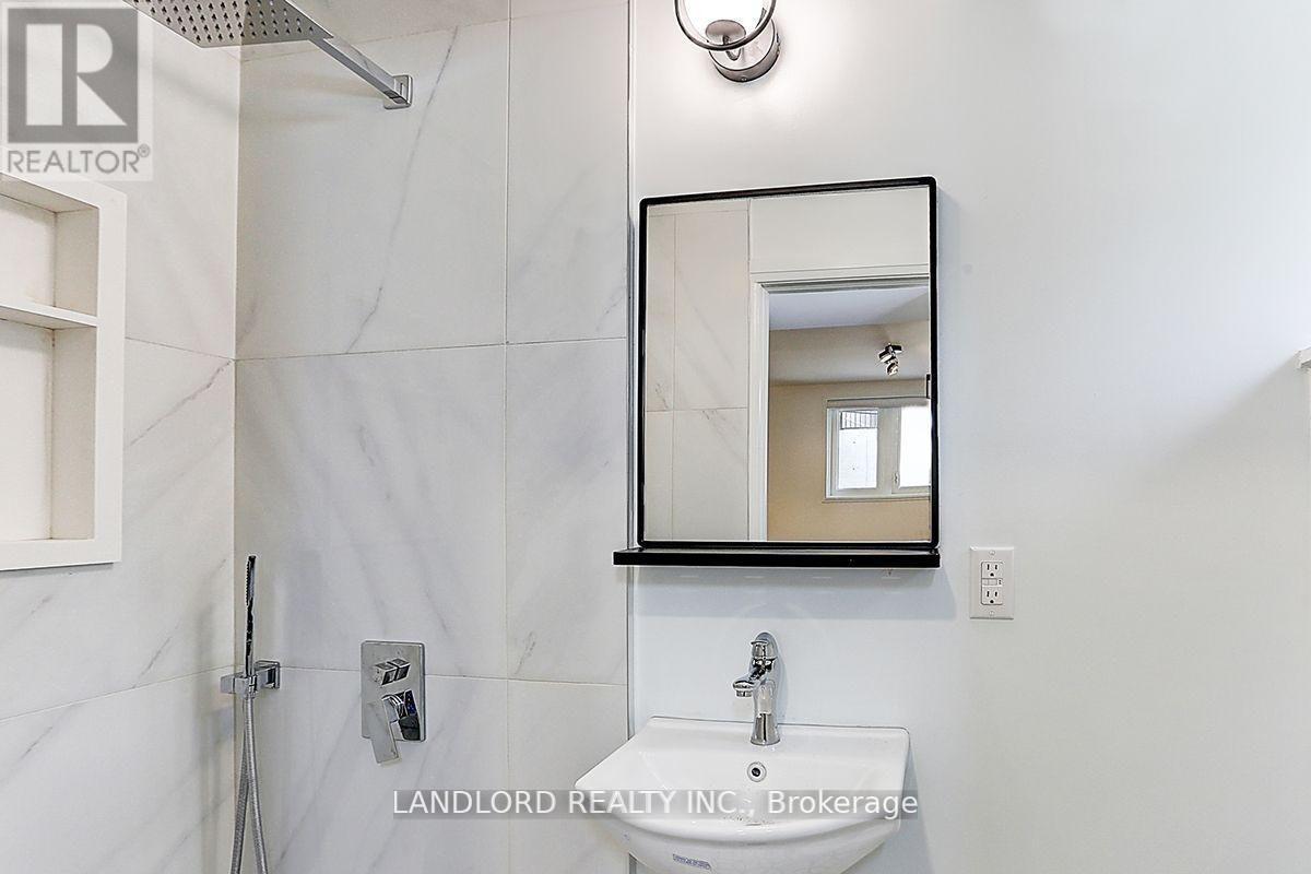 23-2520 Bloor Street W, Toronto, ON, M6S 1R8 - 16