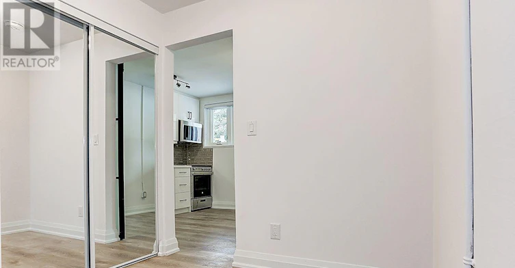 23-2520 Bloor Street W, Toronto, ON, M6S 1R8 - 14