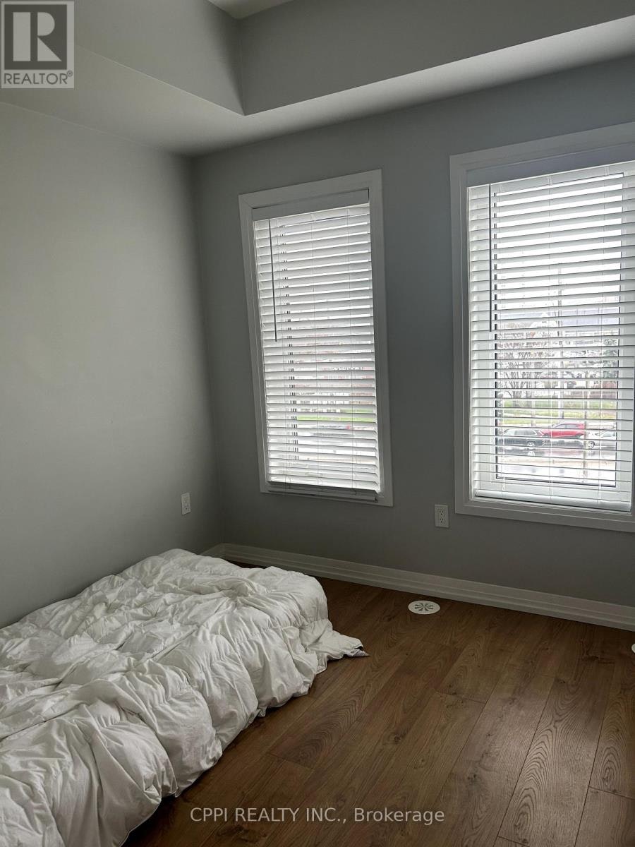 318B-402 Mall Drive EAST, Toronto, ON, M9C 5J5 - 4