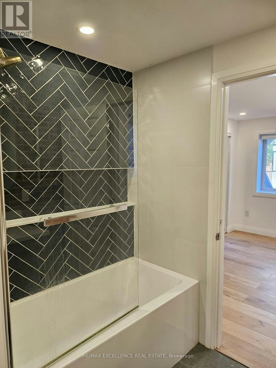 WALKOUT BASEMENT-46 Tradewinds Place, Kitchener, ON, N2N 3G4 - 18