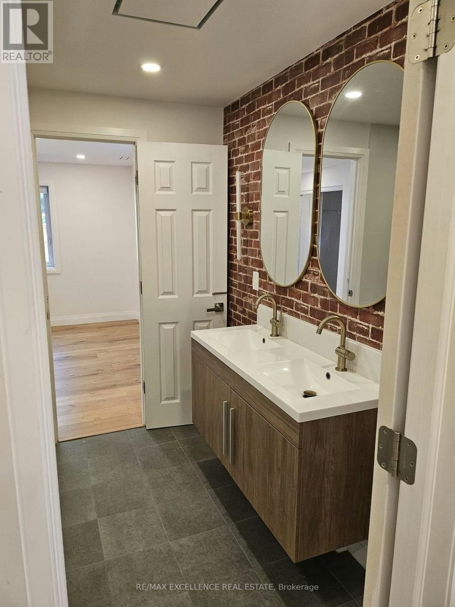 WALKOUT BASEMENT-46 Tradewinds Place, Kitchener, ON, N2N 3G4 - 14