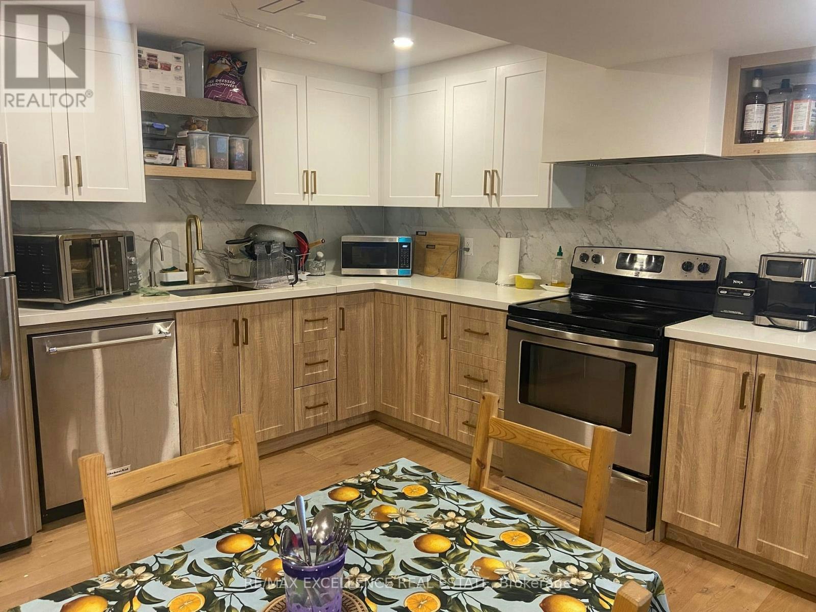 WALKOUT BASEMENT-46 Tradewinds Place, Kitchener, ON, N2N 3G4 - 5