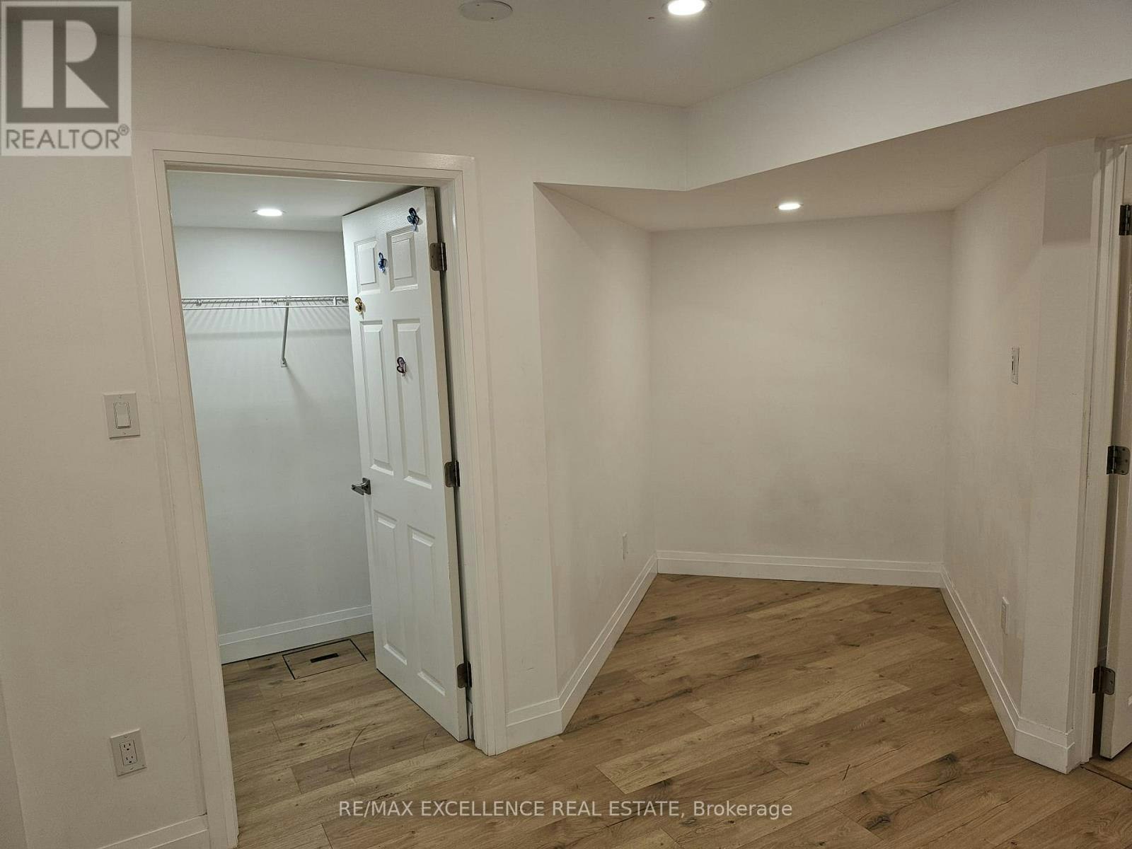 WALKOUT BASEMENT-46 Tradewinds Place, Kitchener, ON, N2N 3G4 - 13