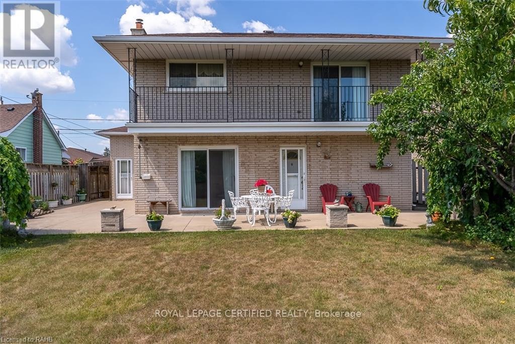 LOWER-216 Margaret Avenue, Hamilton, ON, L8E 2H8 - 2