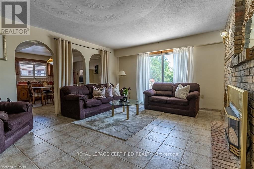 LOWER-216 Margaret Avenue, Hamilton, ON, L8E 2H8 - 6