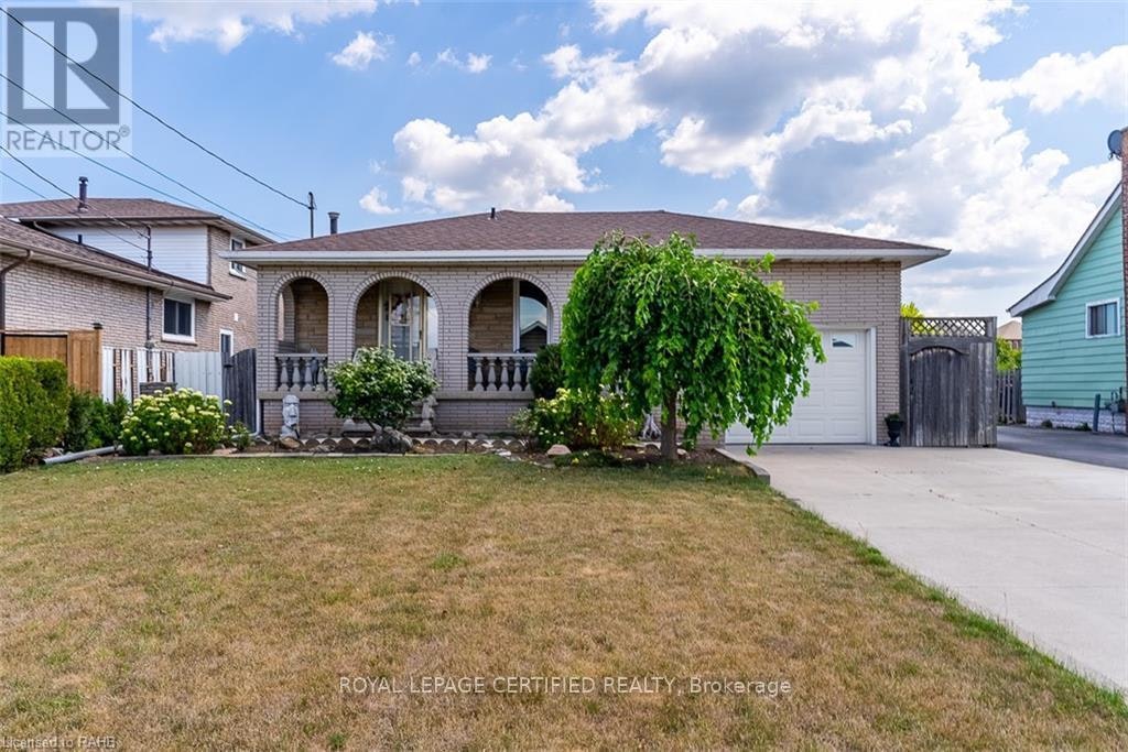 LOWER-216 Margaret Avenue, Hamilton, ON, L8E 2H8