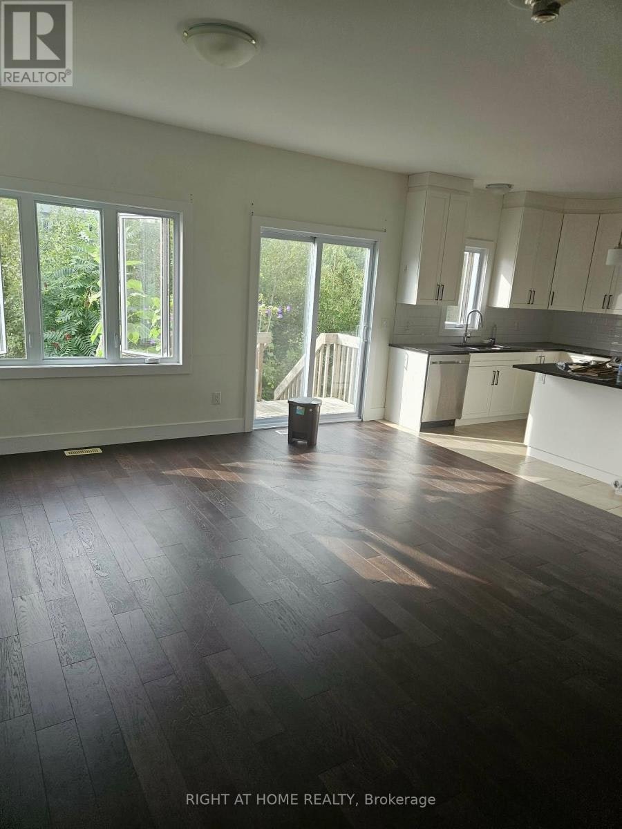 15 Livya Street, Limoges, ON, K0A 2M0 - 3