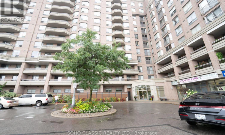809-1700 Eglinton Avenue E