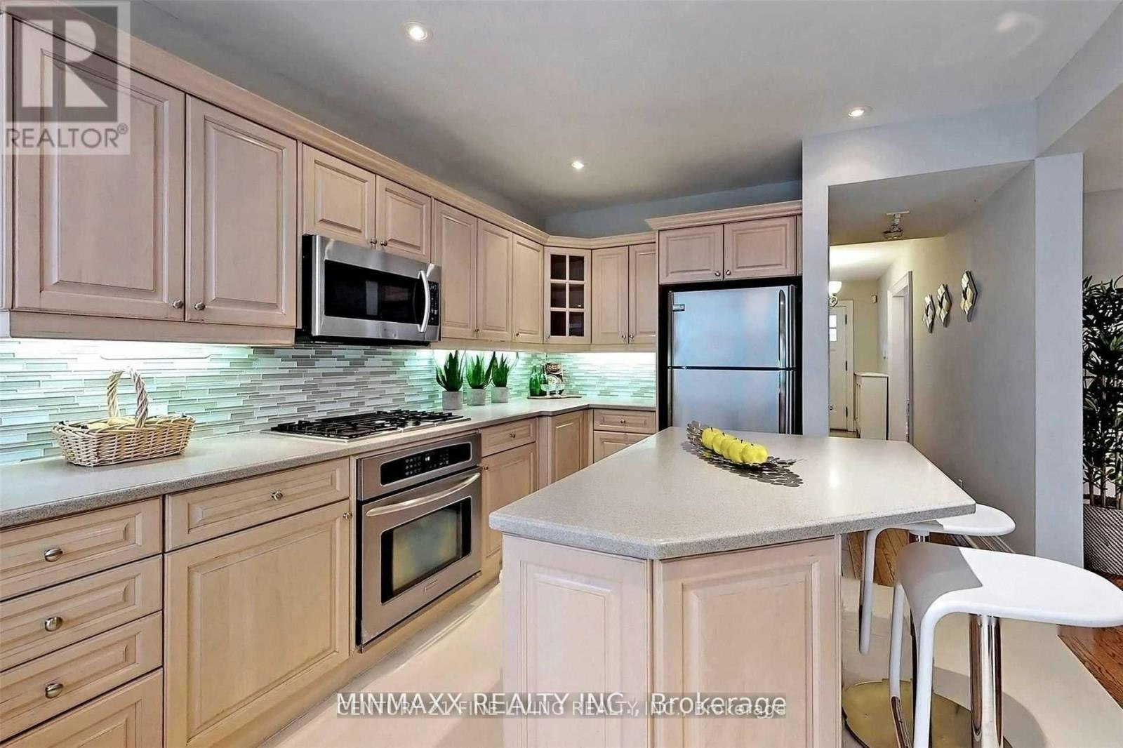 74 Dale Avenue, Toronto, ON, M4W 1K9 - 31
