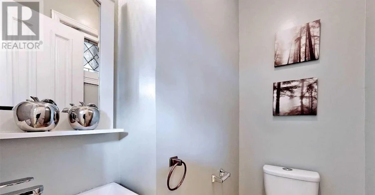 74 Dale Avenue, Toronto, ON, M4W 1K9 - 8