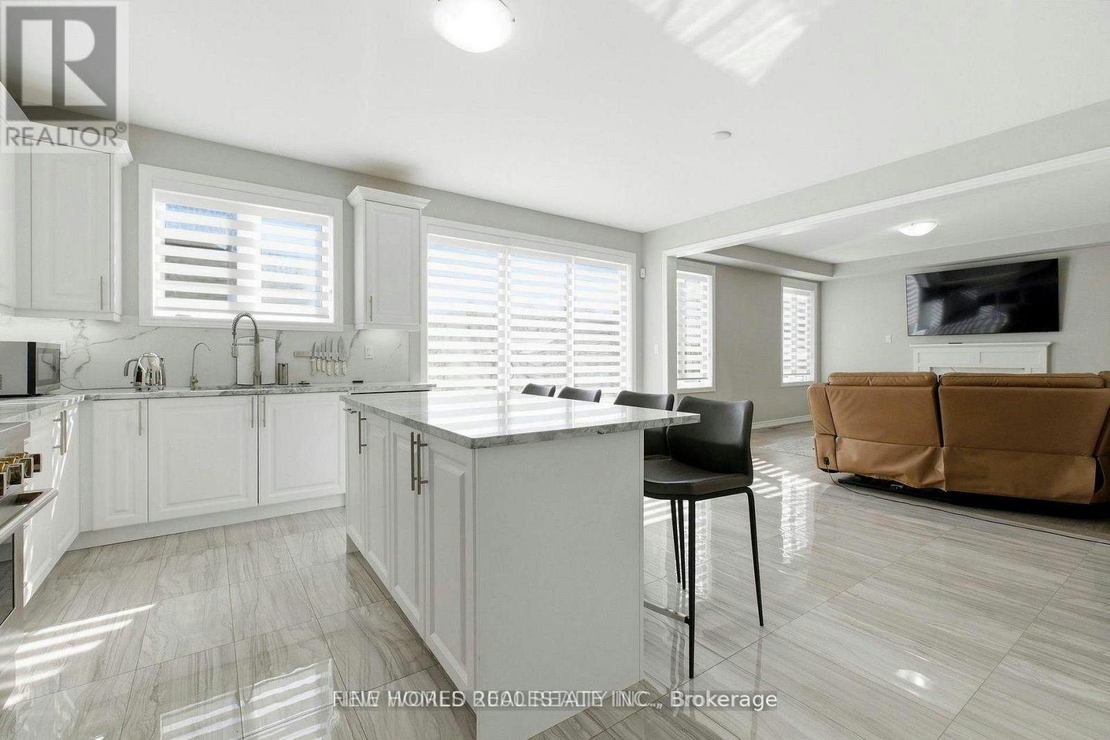 147 Bethpage Crescent, Newmarket, ON, L3X 0M2 - 9