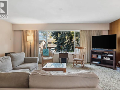 5392 Maple Crescent - 2