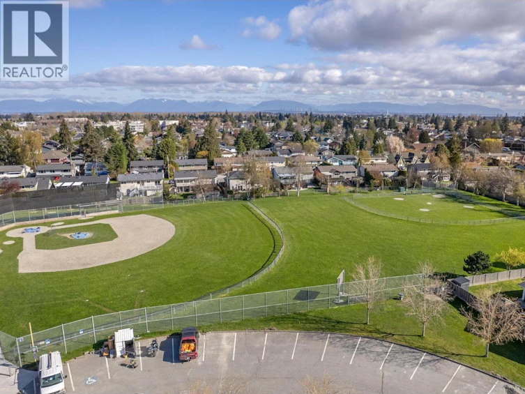 5392 Maple Crescent, Delta, BC, V4K 1G2 - 29