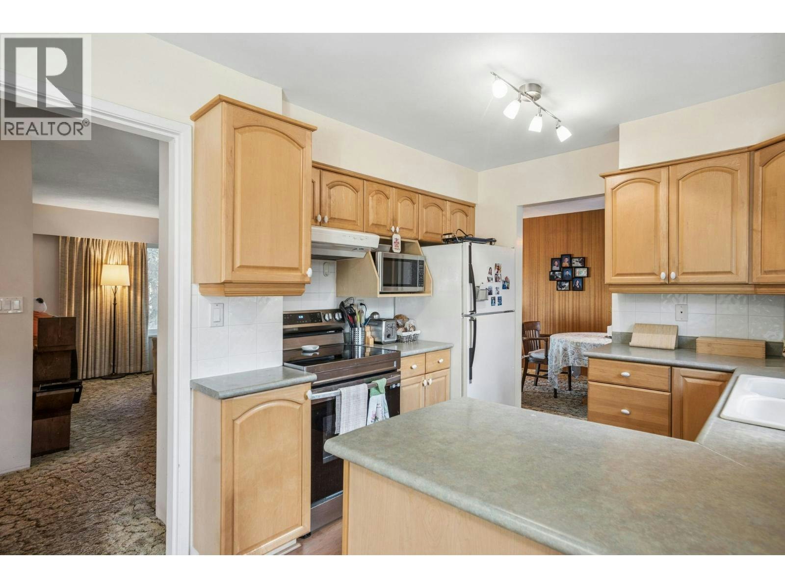5392 Maple Crescent, Delta, BC, V4K 1G2 - 11