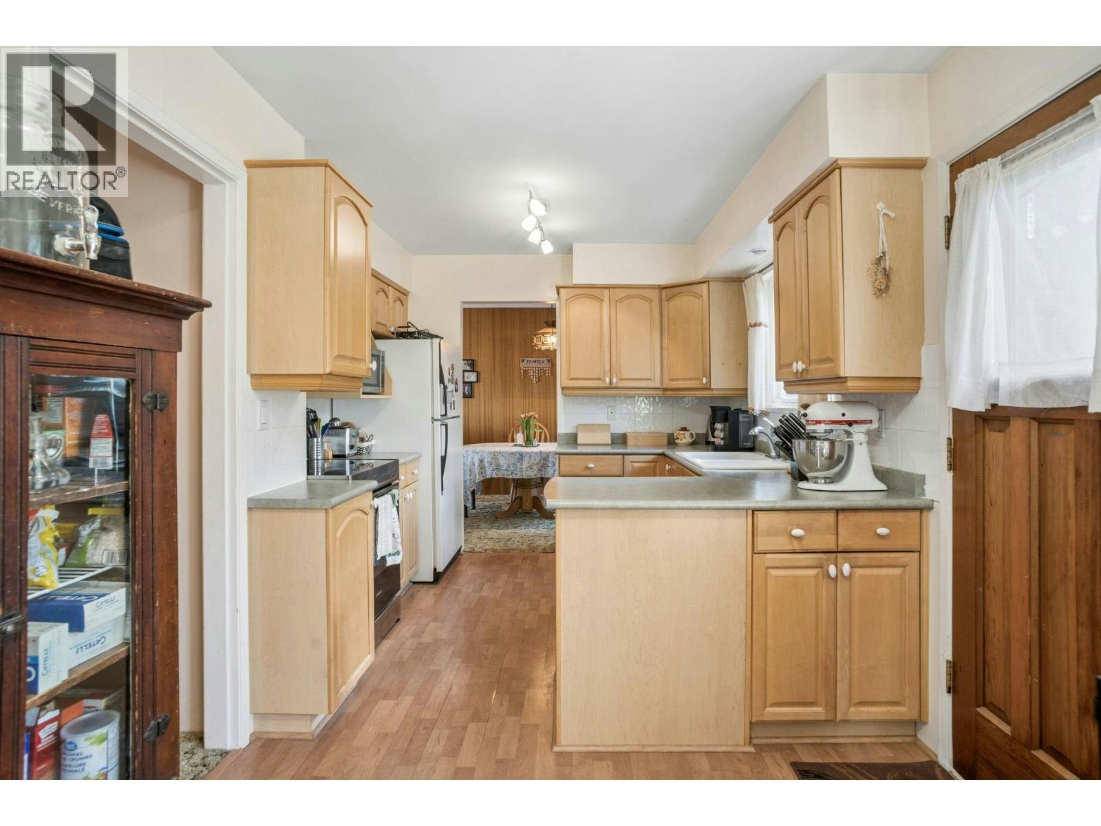 5392 Maple Crescent, Delta, BC, V4K 1G2 - 10