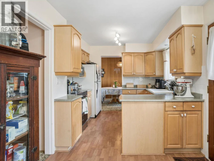 5392 Maple Crescent, Delta, BC, V4K 1G2 - 10