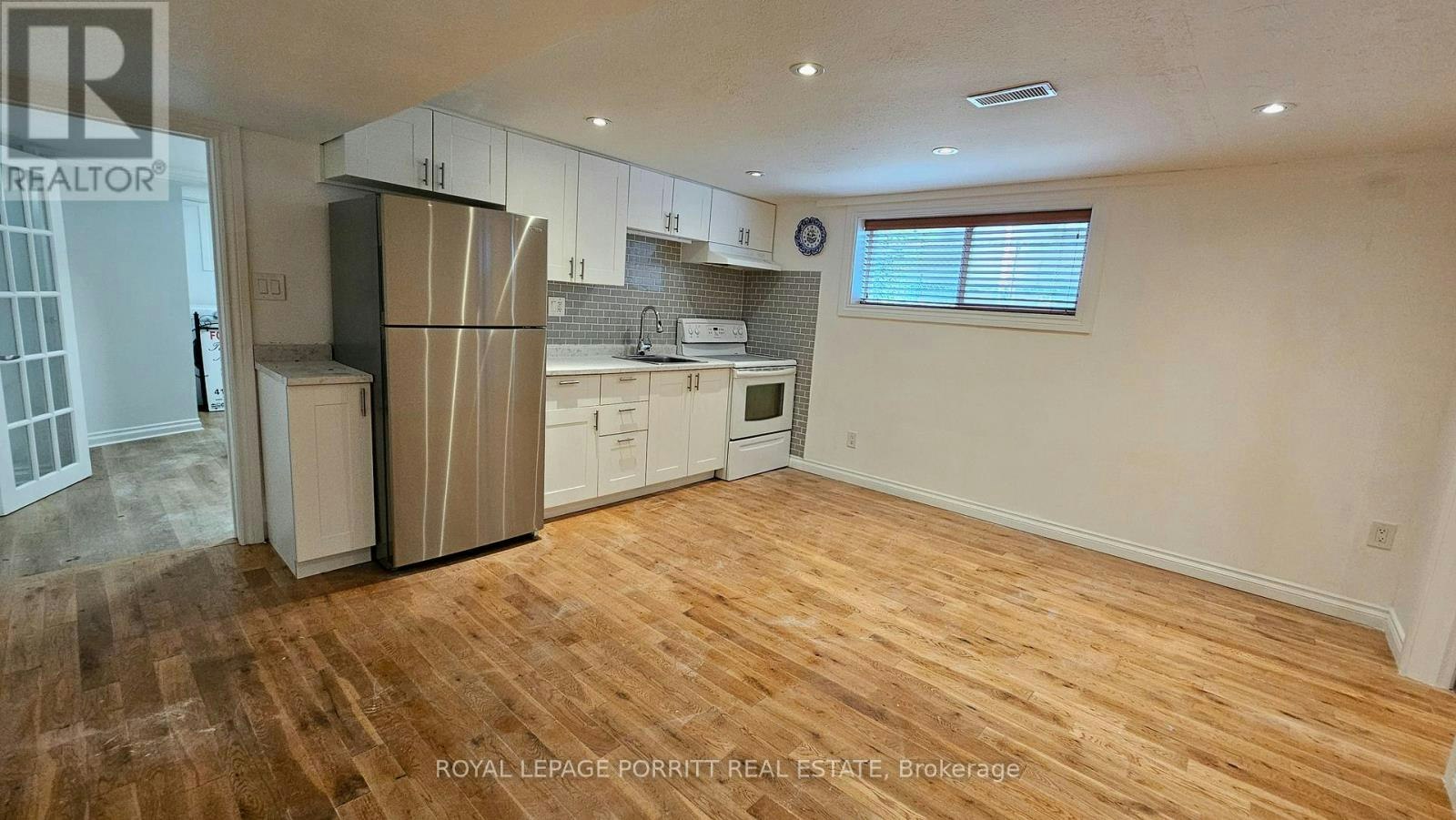 B-273 Delta Street, Toronto, ON, M8W 4G1 - 4