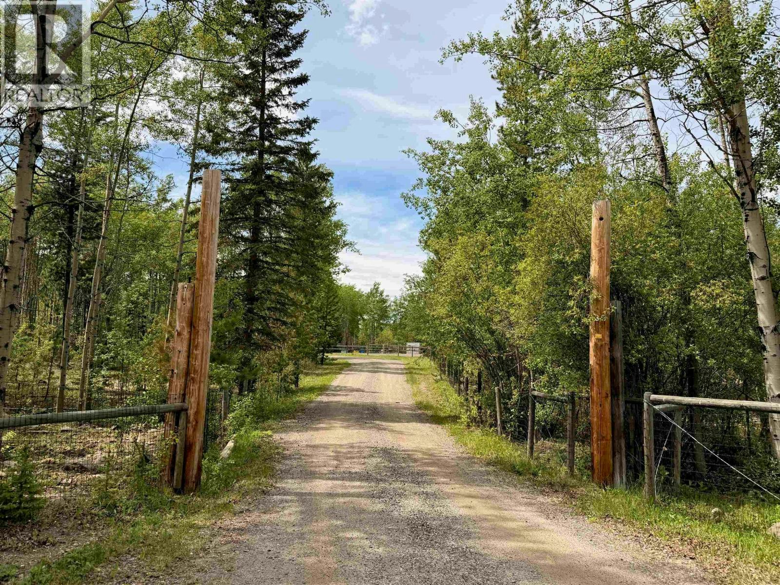 5548 Little Fort 24 Highway, 100 Mile House, BC, V0K 2E2 - 39