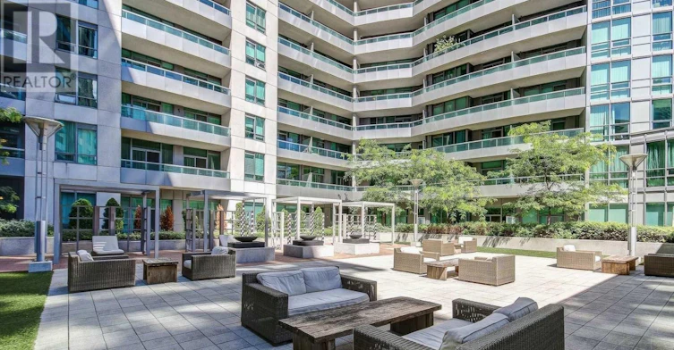815-25 Lower Simcoe Street, Toronto, ON, M5J 3A1 - 26