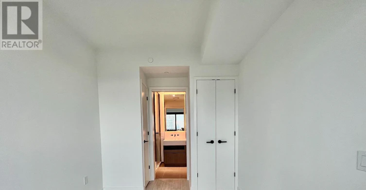 2605-55 Charles Street E, Toronto, ON, M4Y 1S9 - 10