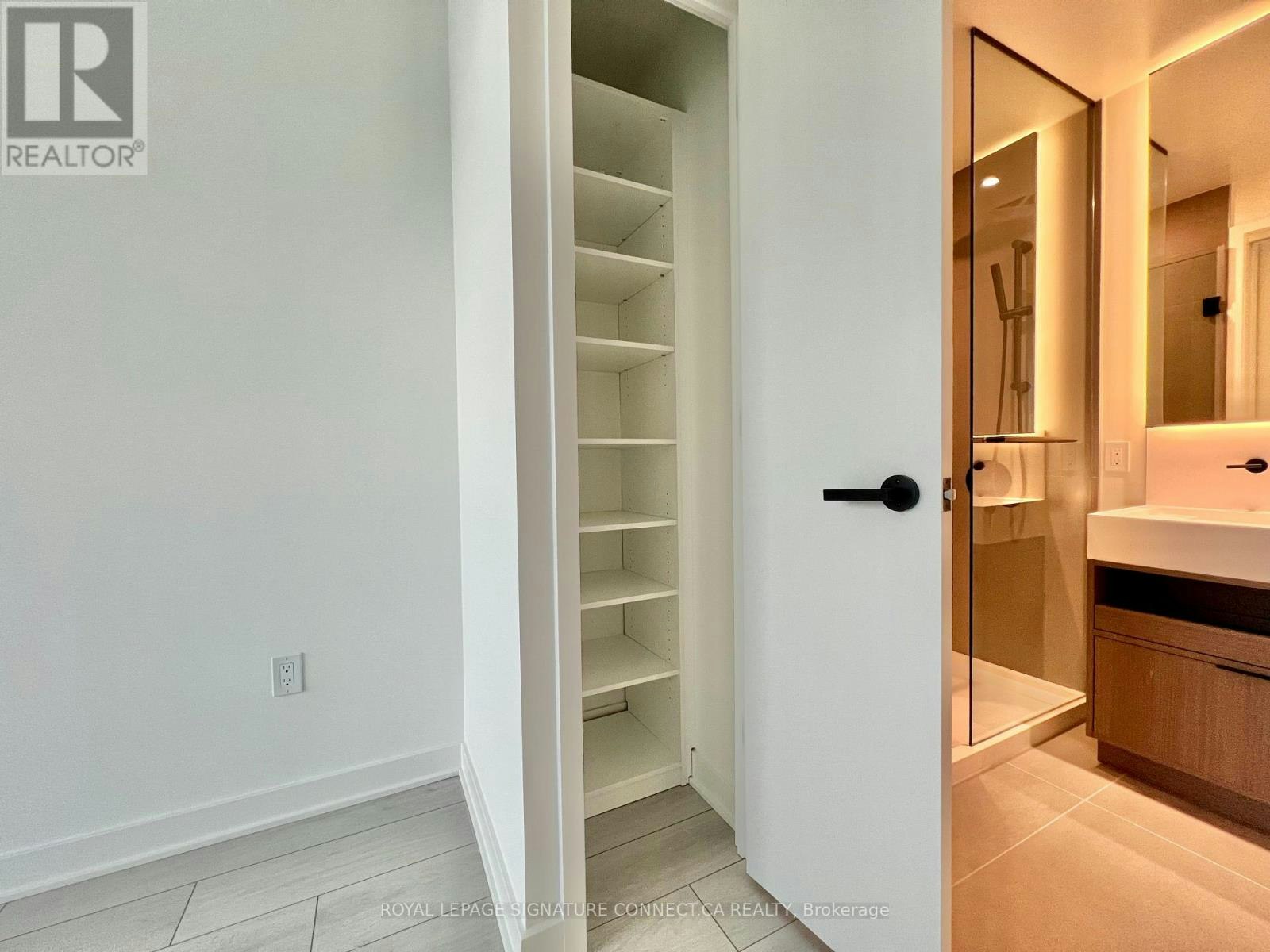 2605-55 Charles Street E, Toronto, ON, M4Y 1S9 - 11
