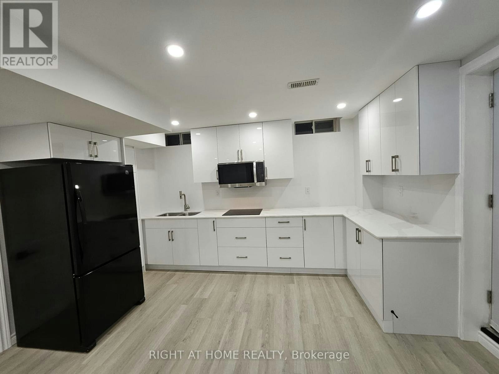LOWER-83 Acer Crescent, Whitchurch-Stouffville, ON, L4A 0S2 - 4