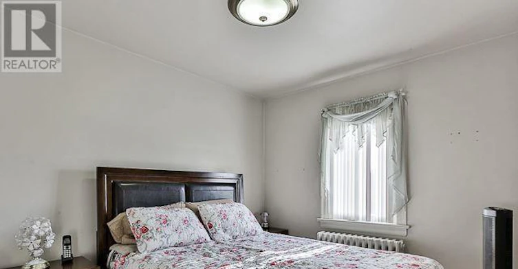 02-36 Second Street, Toronto, ON, M8V 2X2 - 7