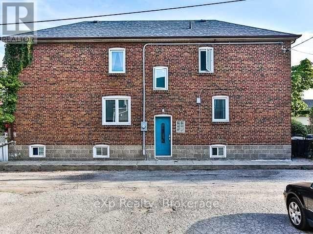 02-36 Second Street, Toronto, ON, M8V 2X2 - 2