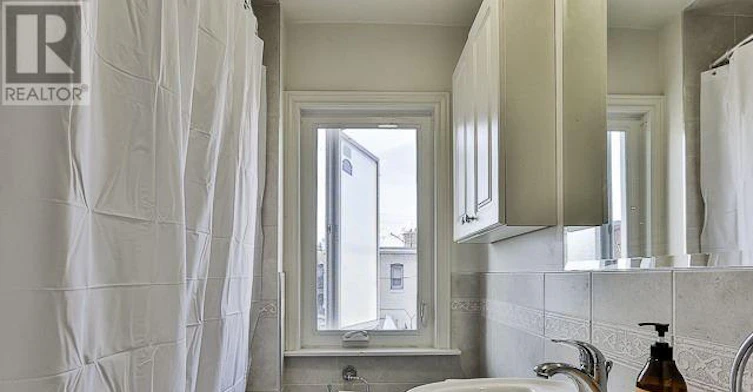 02-36 Second Street, Toronto, ON, M8V 2X2 - 10