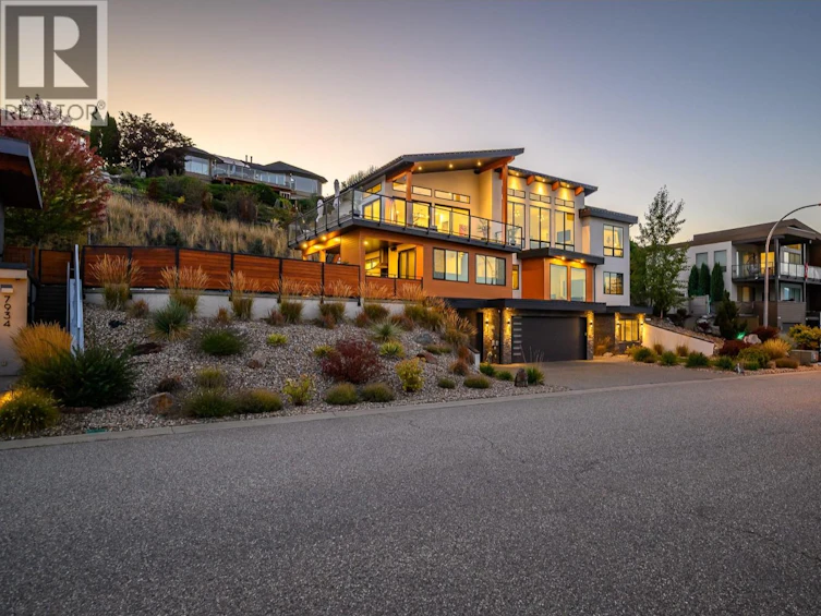 7938 Graystone Drive, Coldstream, BC, V1B 4A9 - 13
