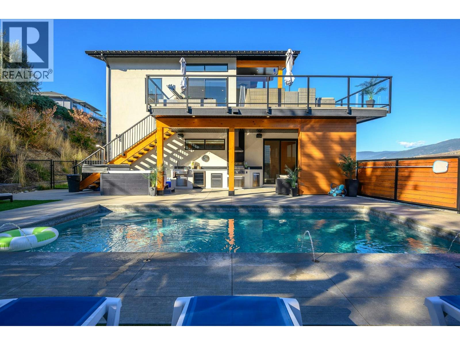 7938 Graystone Drive, Coldstream, BC, V1B 4A9 - 11