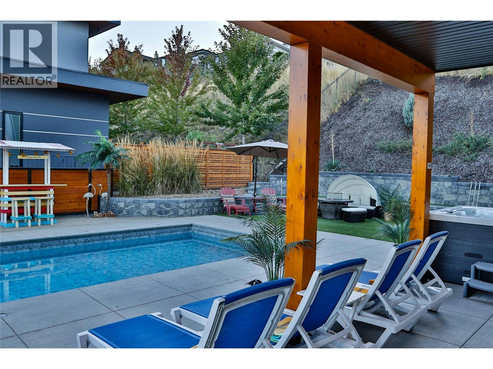7938 Graystone Drive, Coldstream, BC, V1B 4A9 - 6