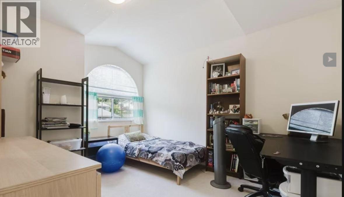 main and upper-1565 Bramble Lane, Coquitlam, BC, V3E 2T5 - 10