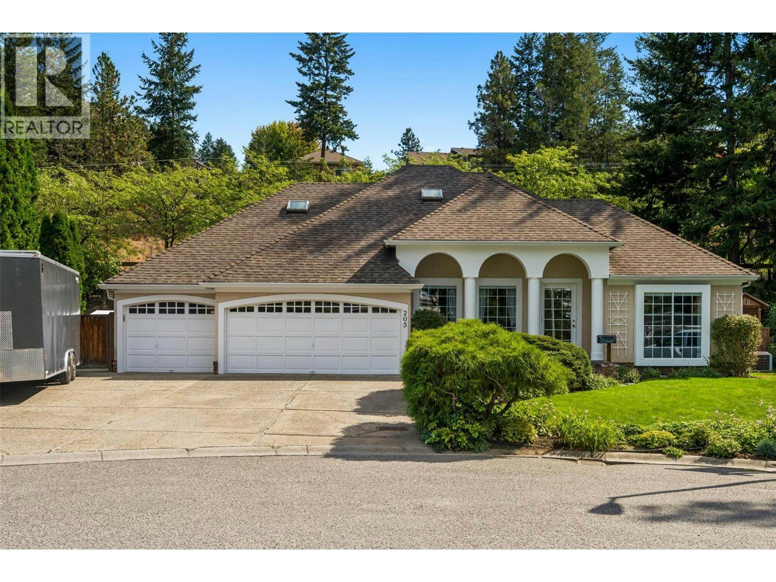 205 Merlin Court, Kelowna, BC, V1V 1N2