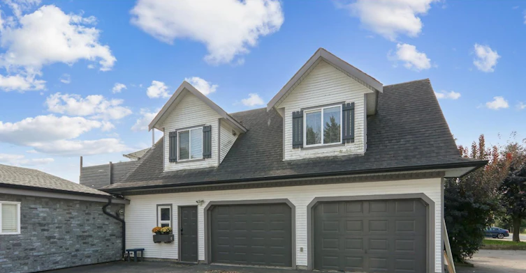 Coach House-11070 Mcsween Road, Chilliwack, BC, V2P 7Z7