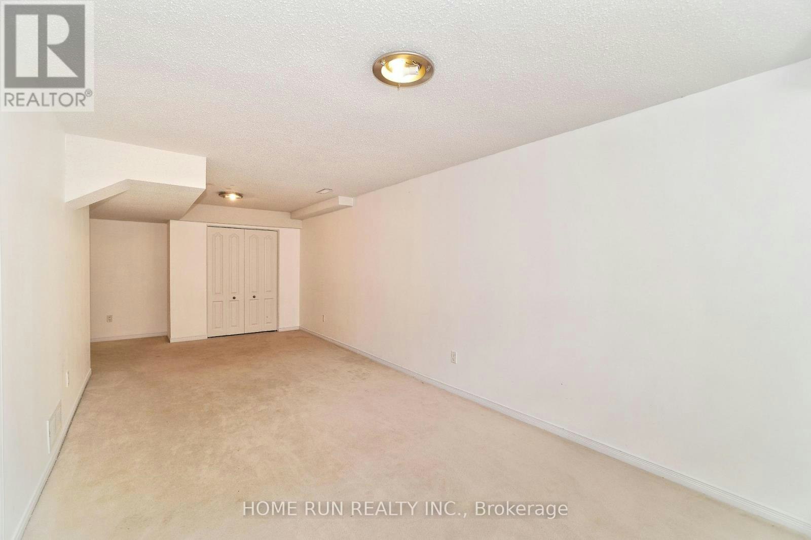 292 Freedom Private, Ottawa, ON, K1G 6W4 - 33