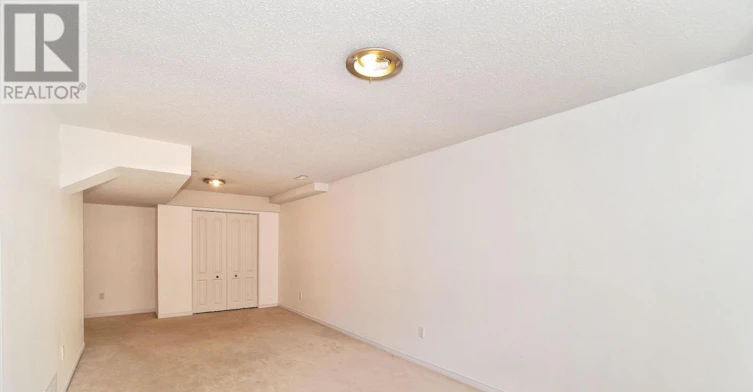 292 Freedom Private, Ottawa, ON, K1G 6W4 - 33
