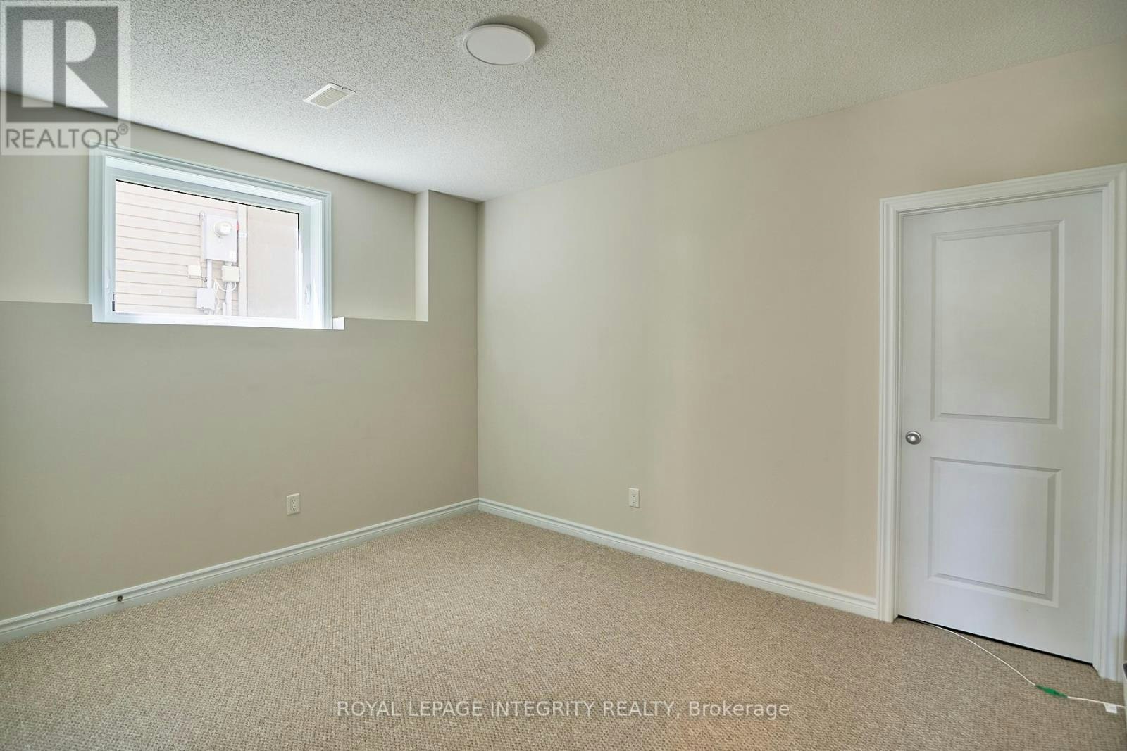 384 Huntsville Drive, Ottawa, ON, K2T 0H5 - 36