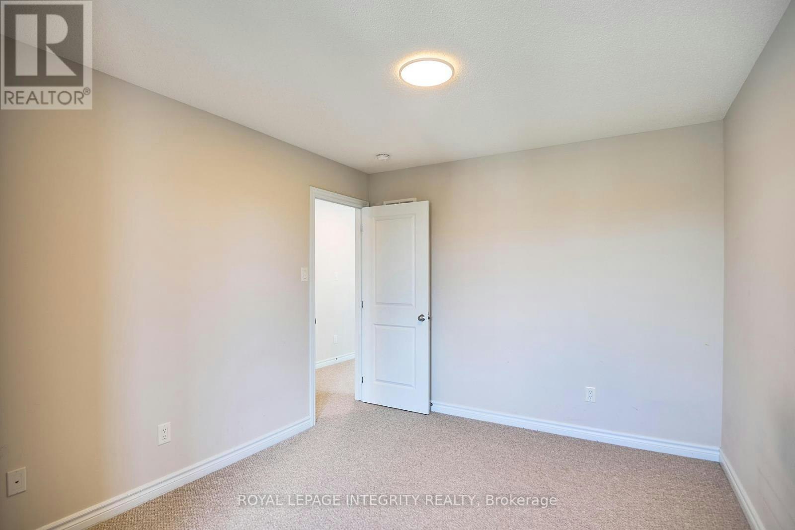 384 Huntsville Drive, Ottawa, ON, K2T 0H5 - 25