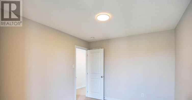 384 Huntsville Drive, Ottawa, ON, K2T 0H5 - 25