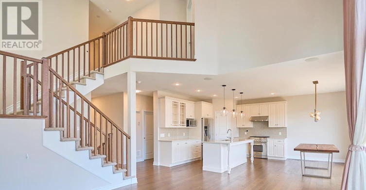 384 Huntsville Drive, Ottawa, ON, K2T 0H5 - 8
