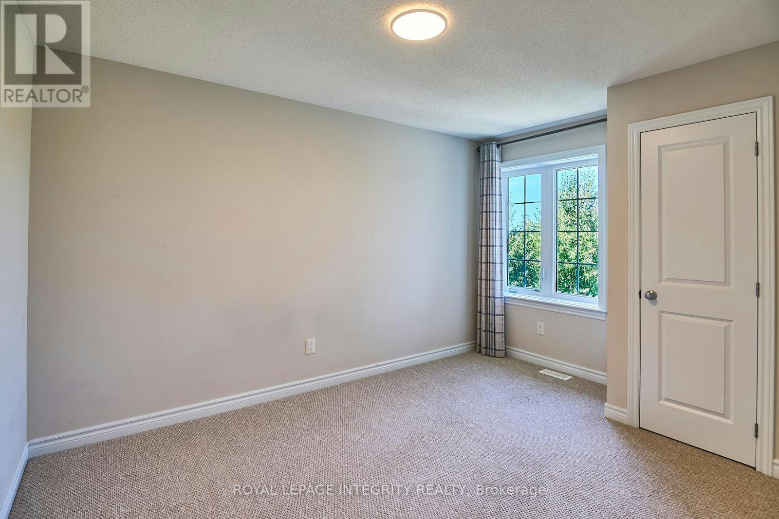 384 Huntsville Drive, Ottawa, ON, K2T 0H5 - 26