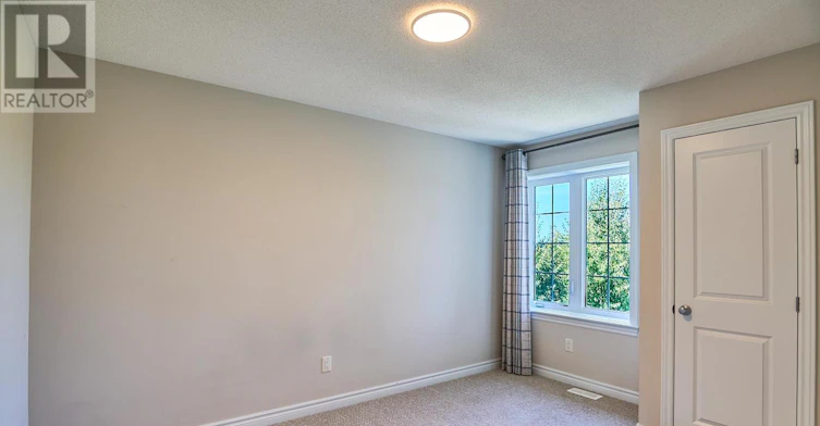384 Huntsville Drive, Ottawa, ON, K2T 0H5 - 26