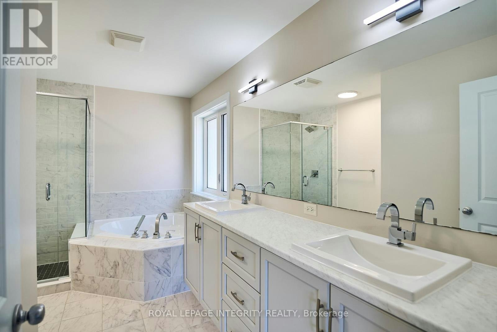 384 Huntsville Drive, Ottawa, ON, K2T 0H5 - 22