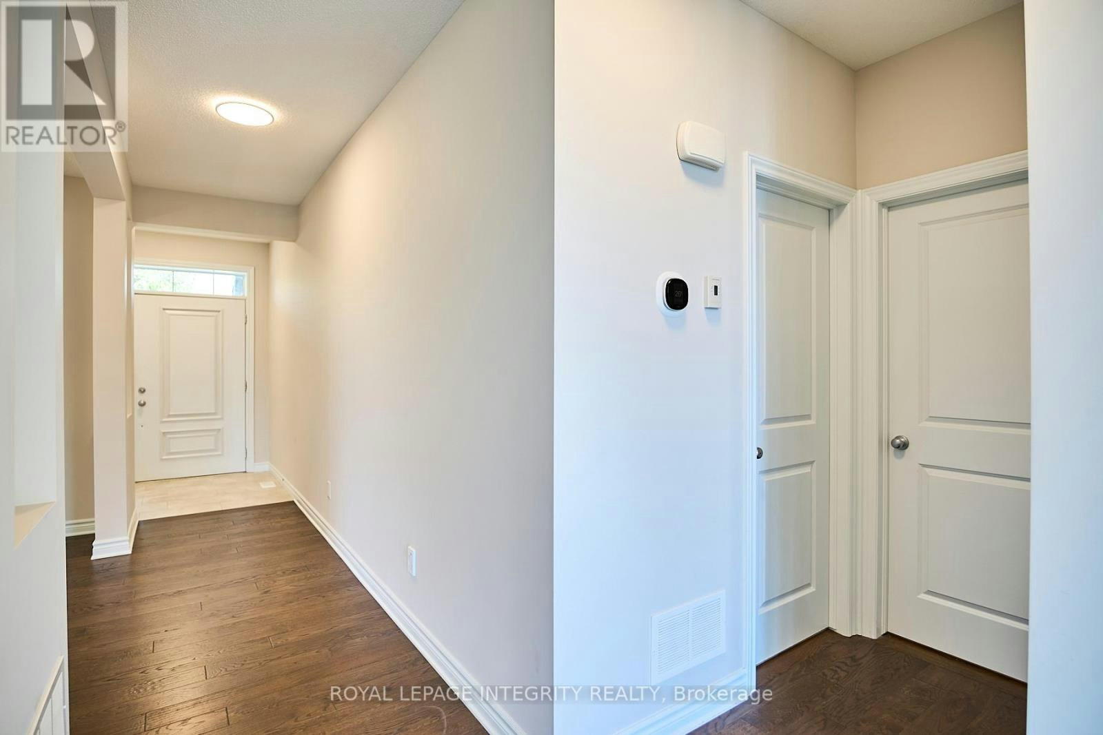 384 Huntsville Drive, Ottawa, ON, K2T 0H5 - 5